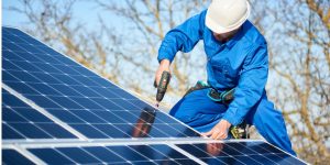 Installation Maintenance Panneaux Solaires Photovoltaïques à Flée